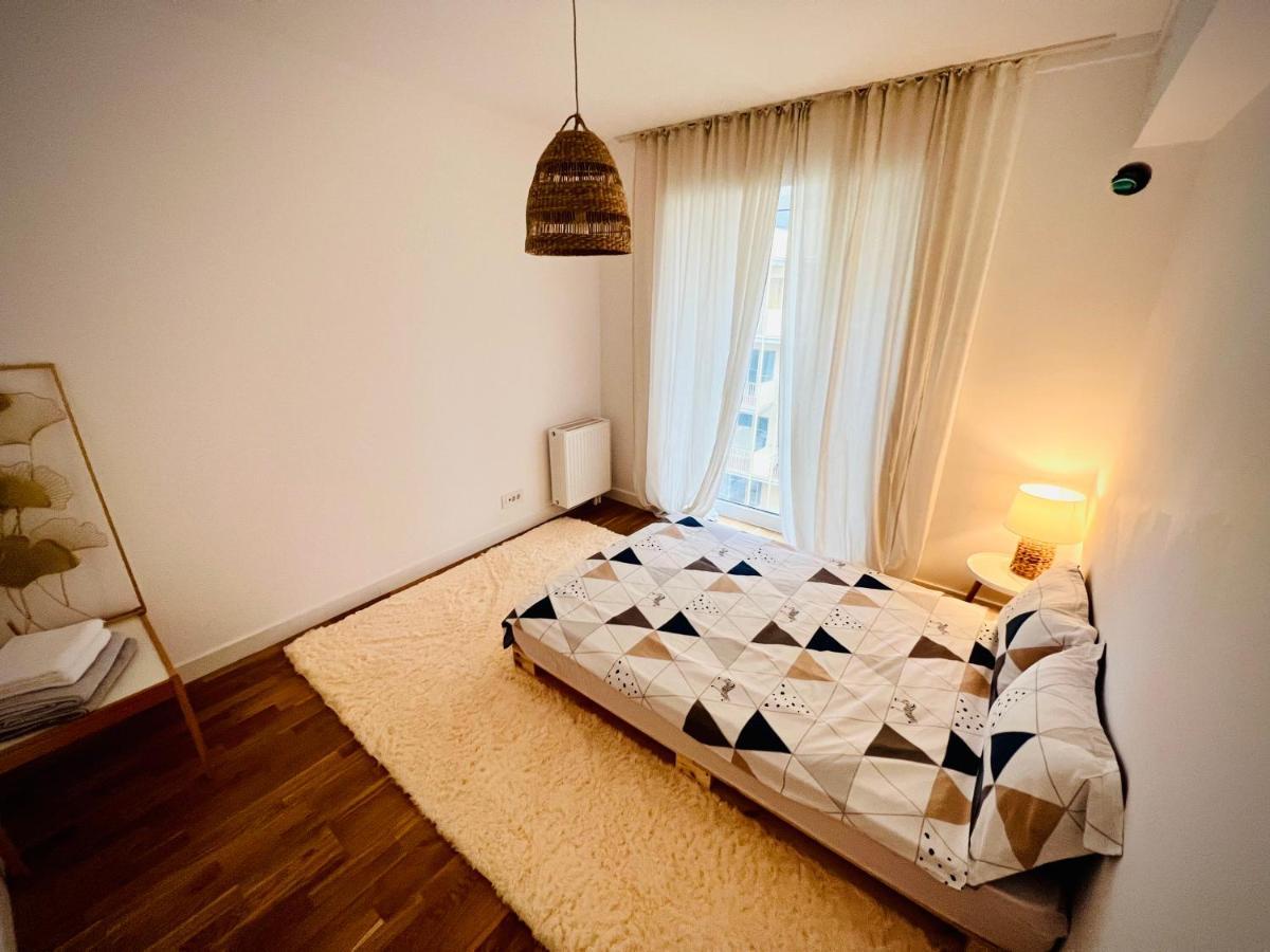 Exquisite - Two Bedroom Apartment Bucureşti Exterior foto