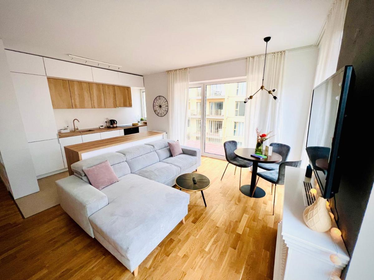Exquisite - Two Bedroom Apartment Bucureşti Exterior foto