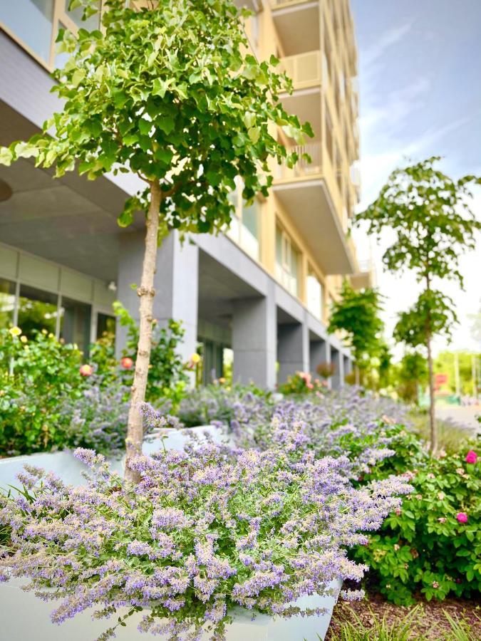 Exquisite - Two Bedroom Apartment Bucureşti Exterior foto